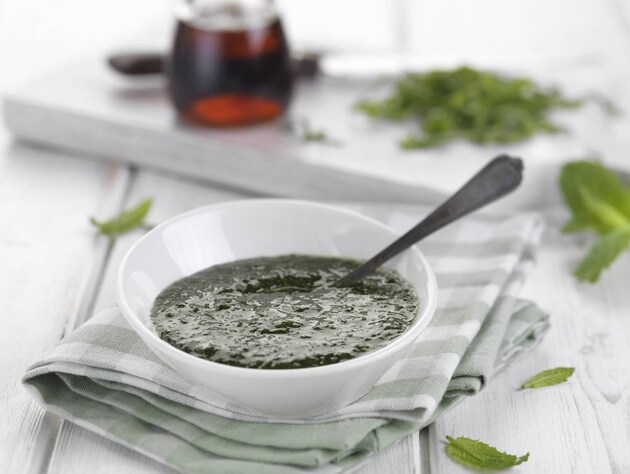 Product Lifestyle Image of Chefs' Selections Mint Sauce